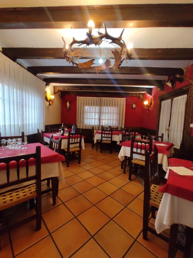 Hostal Restaurante Serrania تراجاسيتي المظهر الخارجي الصورة